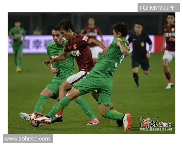 北京国安主场迎战河北华夏全力争胜展现球队实力与斗志